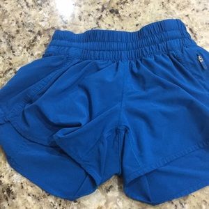 Size 6 Tracker shorts